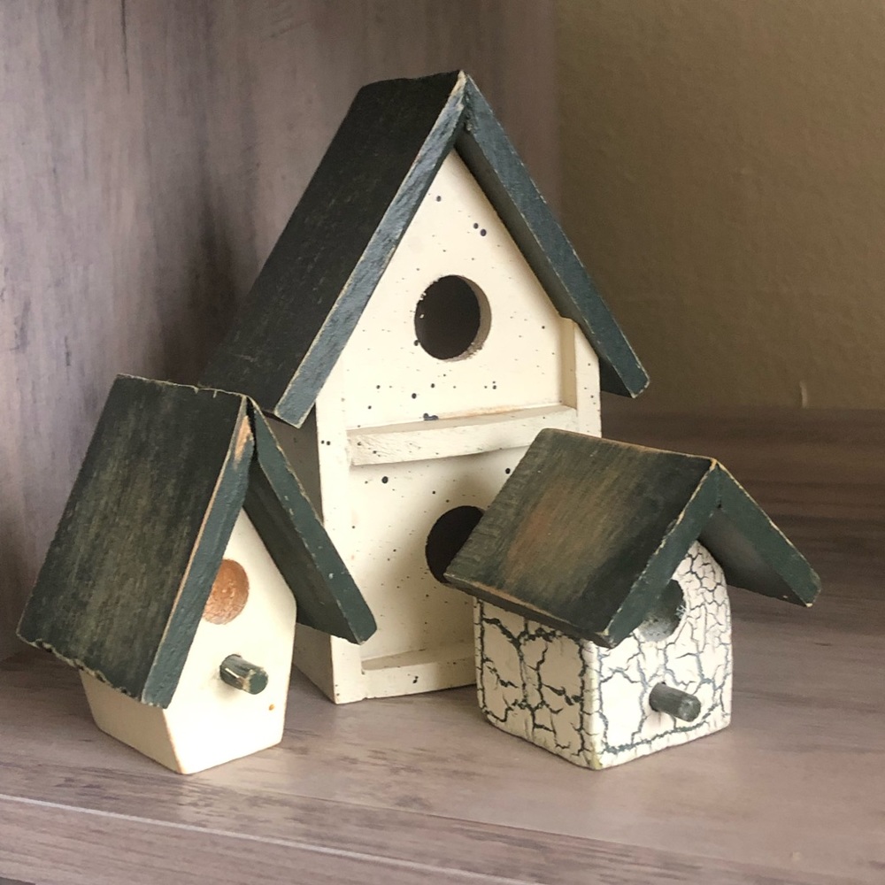 Mini vintage birdhouses cream/green antique 3